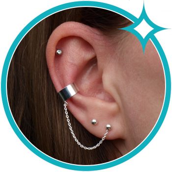 Ear cuff zilver breed met ketting en oorknopje 8720514751169 EIP01-01-00941